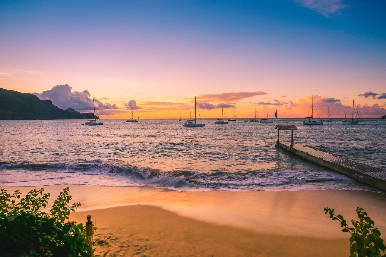 Bequia Beach Hotel - Luxury Resort Friendship Exterior photo